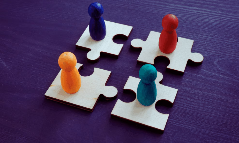 Pourquoi les RP ne pourront plus être centralisées ? Trois tendances qui redéfinissent la communication tech en Europe